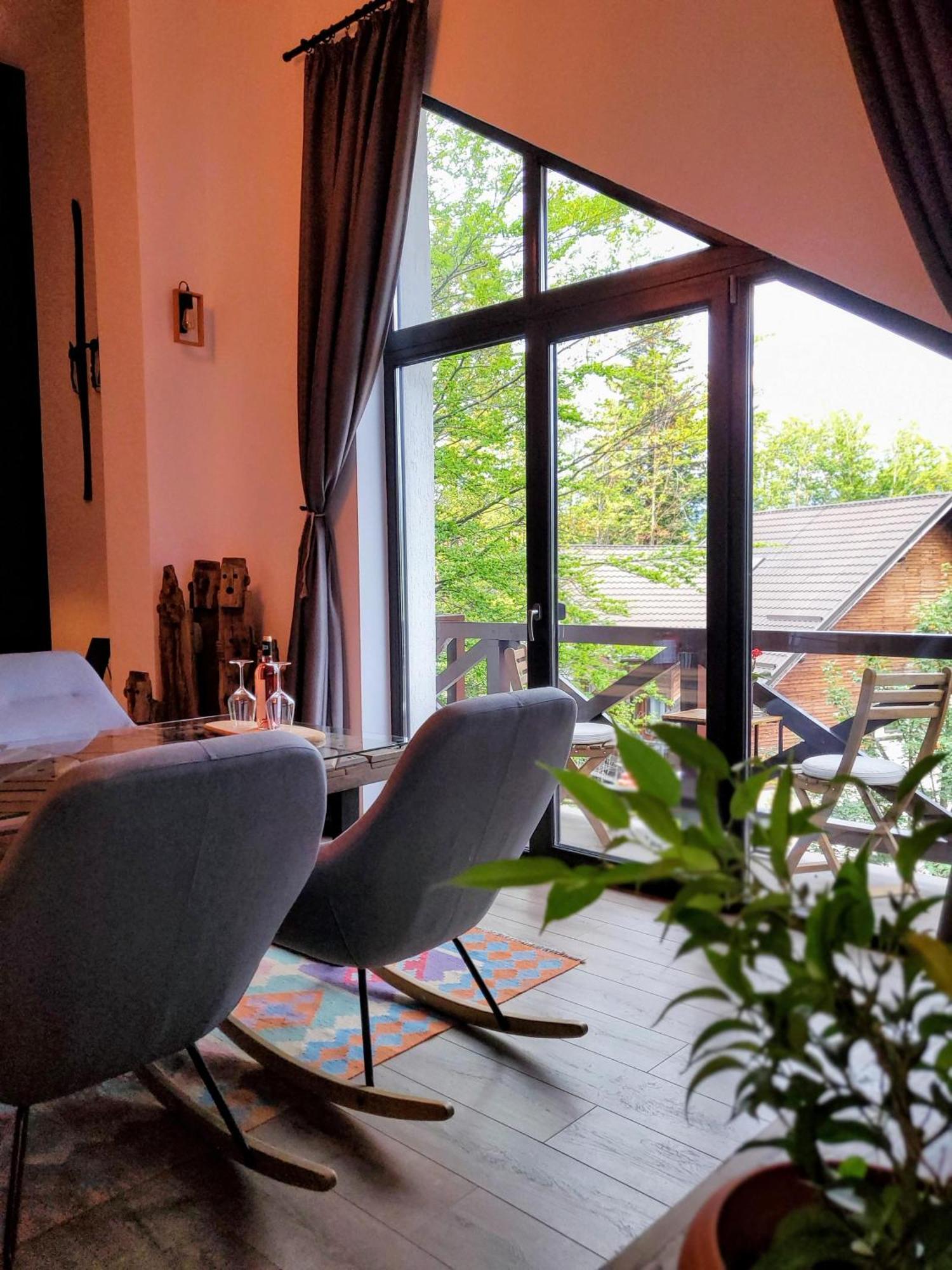 Casa Larisa Antonia Apartments 시나이아 외부 사진